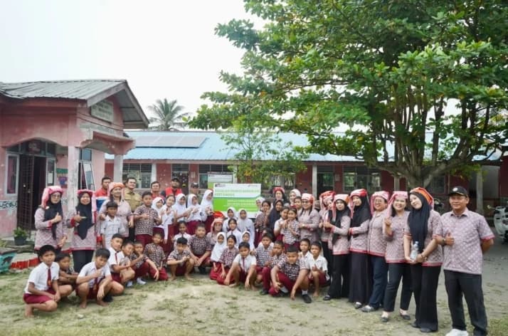 Pertamina NRE Hadirkan PLTS dan Air Bersih untuk Sekolah di Simalungun