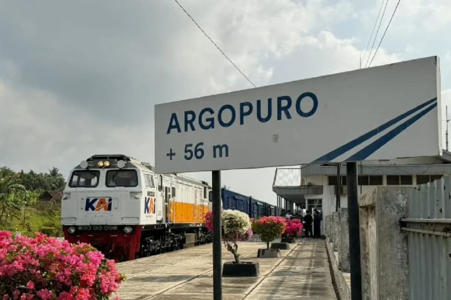 KAI Logistik Uji Coba Angkut Hasil Pertanian Banyuwangi ke Jakarta, Buah Naga Dominasi Pengiriman Perdana