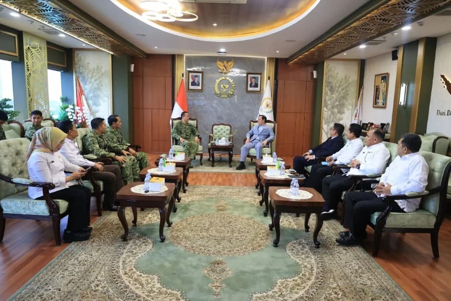Ketua DPD dan Panglima Kopassus Siapkan Program KBSB di Bengkulu untuk Penuhi Kebutuhan Dasar Masyarakat
