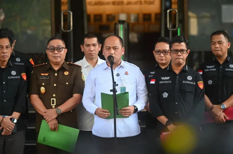 Kejagung Segel Sejumlah Kantor Terkait Penyidikan Dugaan Pemerasan dan TPPU yang Seret Febrie Adriansyah