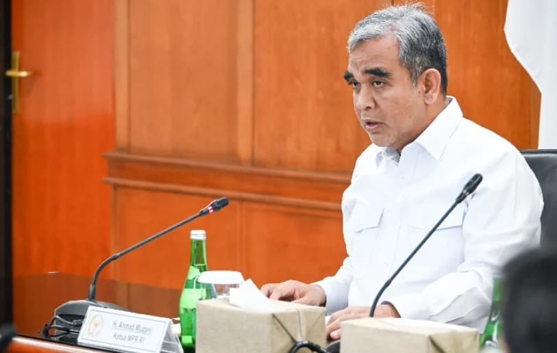 Pimpinan MPR Kunjungi Pindad dan Dorong Kemandirian Alutsista untuk Perkuat Pertahanan Nasional