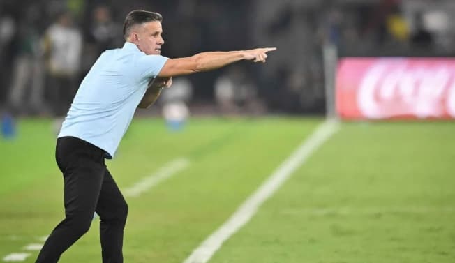 John Herdman Minta Suporter Kembali Penuhi Stadion saat Indonesia Jamu Bangladesh