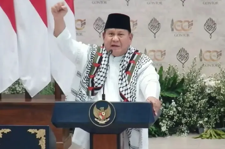 Prabowo Serukan Free Palestine Tiga Kali saat Peringatan 100 Tahun Gontor