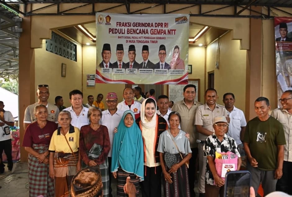 Novita Wijayanti Salurkan 10.000 Paket Sembako untuk Membantu Korban Gempa NTT