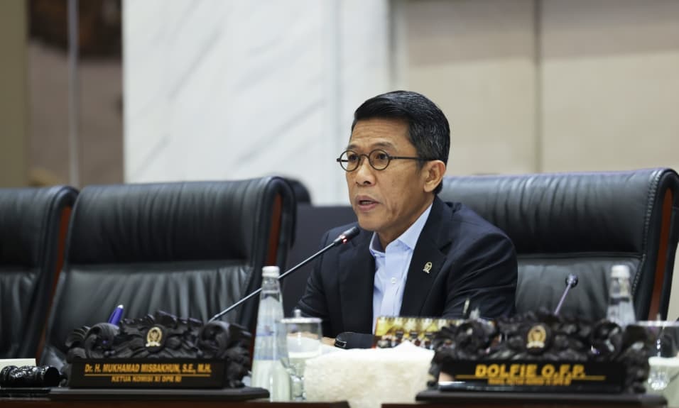 Komisi XI DPR dan BI Sepakati Penguatan Kebijakan untuk Jaga Stabilitas Rupiah