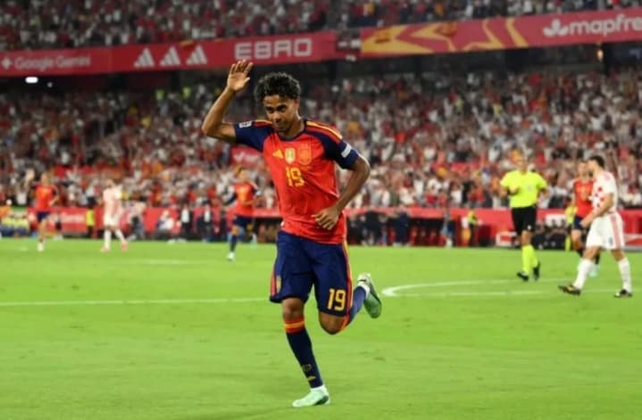 Lamine Yamal Cetak Dua Gol, Spanyol Bungkam Kroasia 4-1 dan Kuasai Puncak Grup