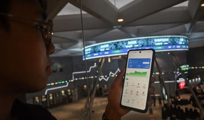 IHSG Dibuka Melemah 0,06 Persen ke Level 6.118,04, Indeks LQ45 Ikut Turun