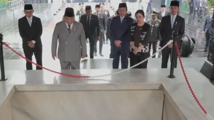 Prabowo Berdoa di Sumur Lubang Buaya untuk Mengenang Pahlawan Revolusi