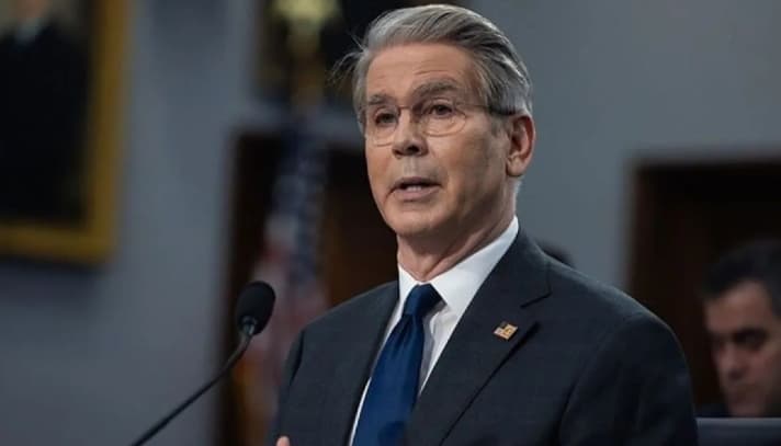Amerika Serikat Desak Eropa Lepaskan Cadangan Solar untuk Atasi Kelangkaan Global