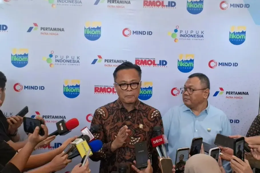 Danantara Bahas Rencana KAI Impor 23 Trainset KRL Bekas Jepang dengan Menhub