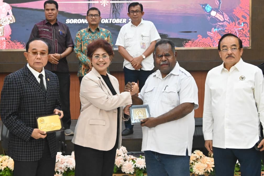 Mercy Barends Dorong Kewenangan Asimetris Masuk RUU Daerah Kepulauan