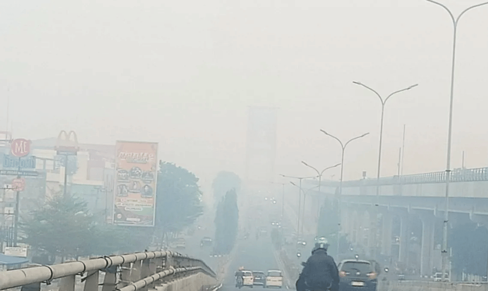 Kualitas Udara Palembang Masuk Level Sangat Berbahaya akibat Kabut Asap Karhutla