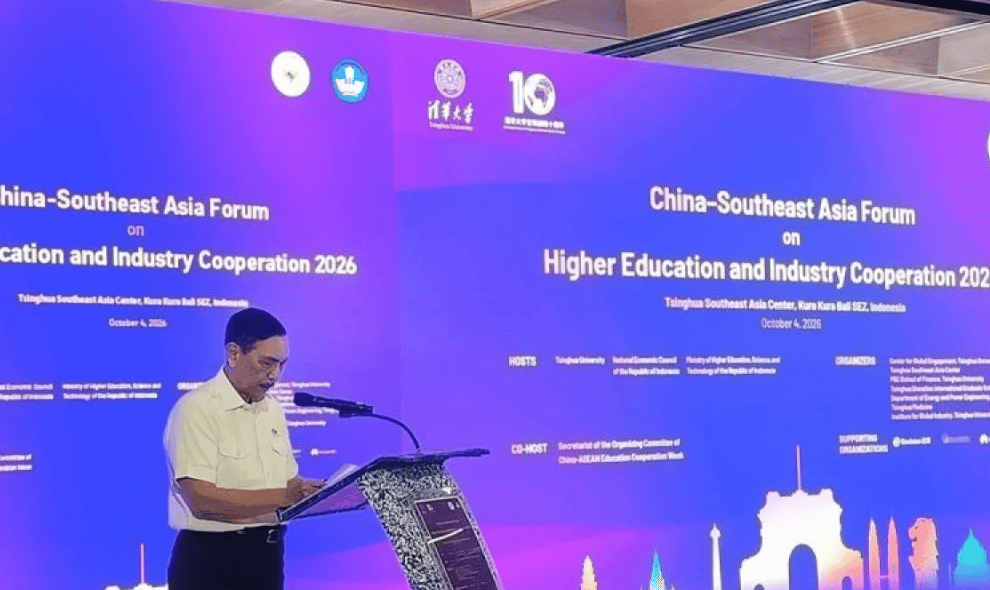 Luhut Ajak Universitas Tsinghua Riset Genomik 435 Spesies Herbal Indonesia di IT Del