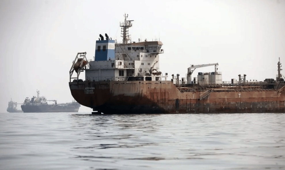 Dua Kapal Tanker Dilanda Ledakan di Selat Hormuz dalam Sehari