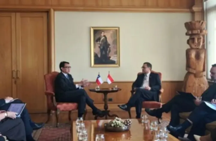 Wamenlu Havas Usulkan Kemitraan Mineral Hijau Indonesia-Chile untuk Perkuat Industri Baterai