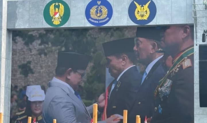 Prabowo Anugerahi Tanda Kehormatan kepada Tujuh Tokoh TNI pada Peringatan HUT Ke-81