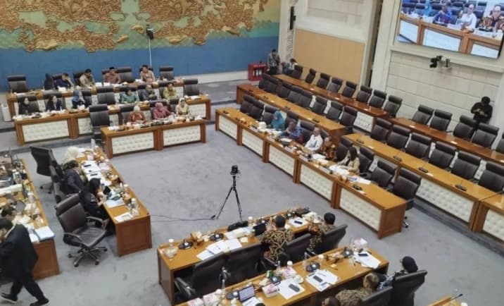 DPR Uji 15 Calon Dewas RRI, Transformasi Digital hingga Penurunan Audiens Jadi Sorotan