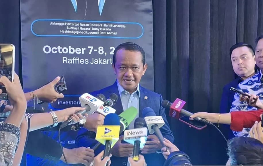 Bahlil Sebut PLTS 100 GWp Bisa Pangkas Subsidi Listrik hingga Rp73 Triliun