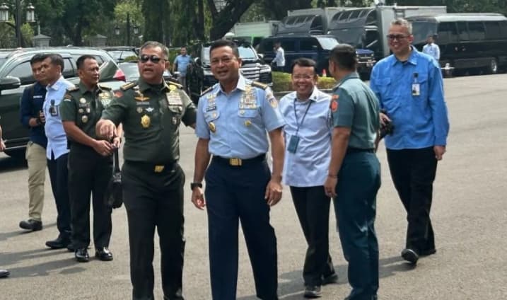 Prabowo Kumpulkan 800 Pejabat Tinggi TNI-Polri di Istana untuk Berikan Pengarahan