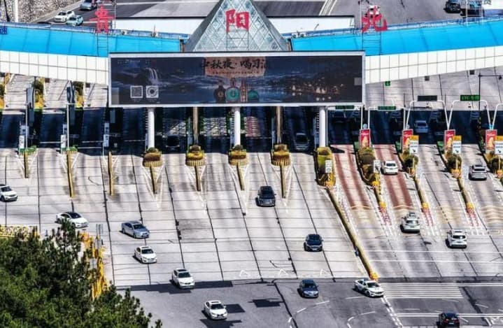 Pengisian Daya Kendaraan Listrik di China Melonjak 51,42 Persen Selama Libur Nasional