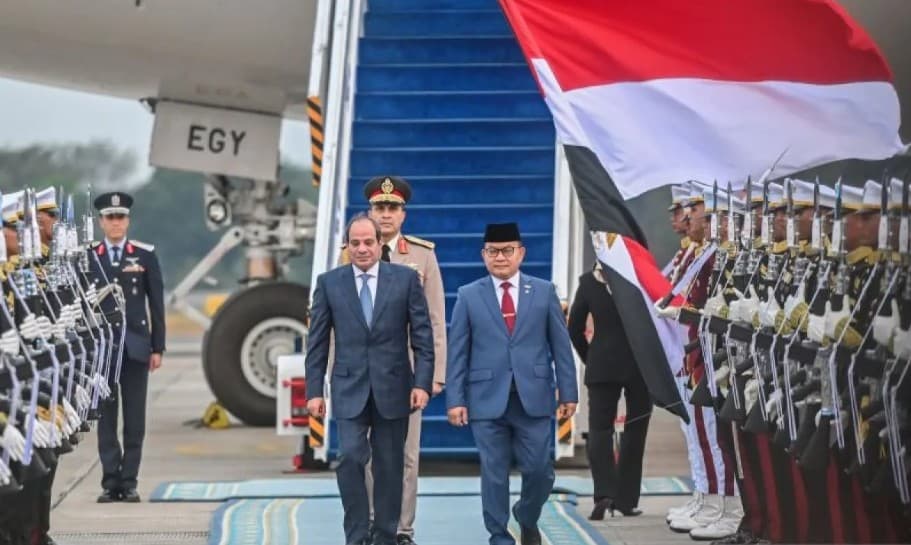 Presiden Mesir Abdel Fattah al-Sisi Tiba di Jakarta Dikawal Jet Tempur TNI, Akan Bertemu Prabowo Bahas Kerja Sama Strategis