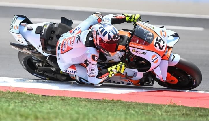 Raul Fernandez Rebut Pole Position MotoGP Mandalika 2026, Kalahkan Bezzecchi dan Di Giannantonio