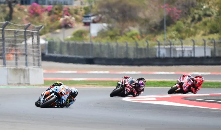 Marc Marquez Juara Sprint Race MotoGP Mandalika 2026, Salip Jorge Martin dan Raih Kemenangan Perdana di Indonesia