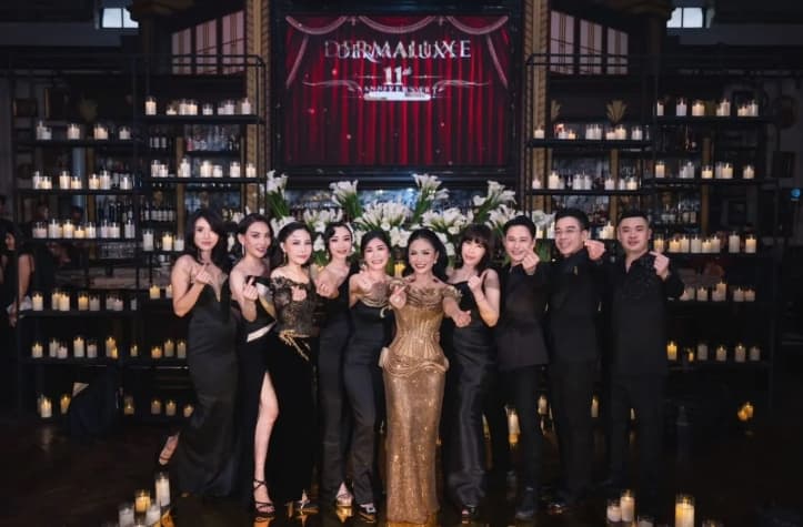 Krisdayanti Meriahkan HUT ke-11 Dermaluxe, Klinik Estetika Ini Raih Penghargaan dari Nordberg Medical Indonesia
