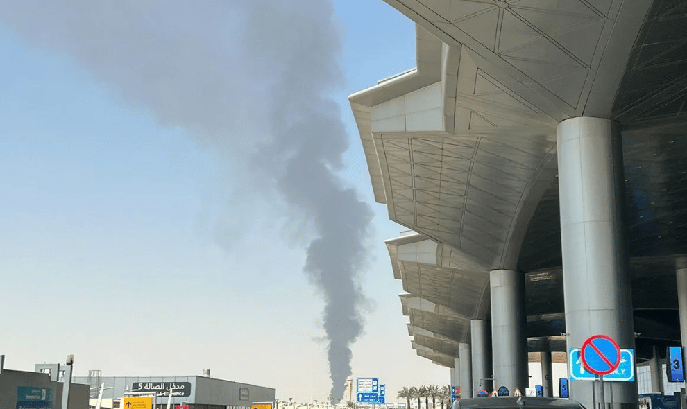Serangan Houthi ke Bandara Riyadh Tewaskan 12 Orang dan Lukai 309, Arab Saudi Siapkan Balasan Militer