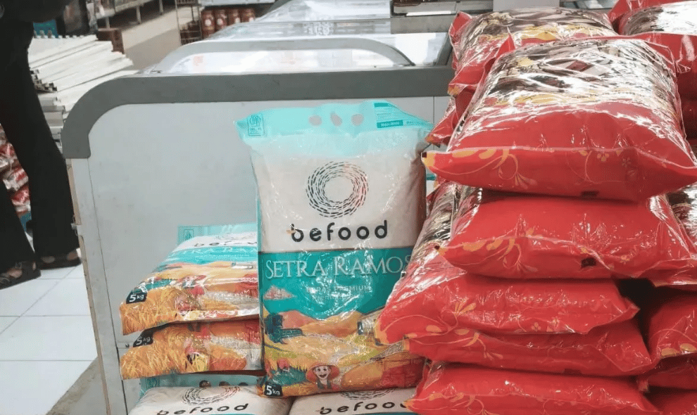 Ekonom Ungkap Penyebab Beras Premium Langka di Ritel Modern, Bapanas Pastikan Stok Nasional Tetap Aman