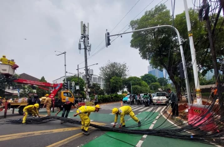 Pemprov DKI Siapkan Lima Langkah Penataan Kabel Udara Jelang 500 Tahun Jakarta, Kabel Tak Aktif Jadi Prioritas