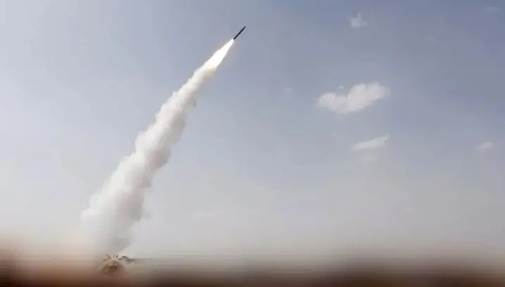 Houthi Ancam Bandara dan Wilayah Udara Arab Saudi, Maskapai Diminta Waspada Setelah Serangan di Riyadh