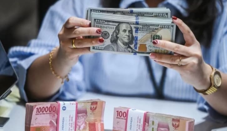 Rupiah Menguat ke Rp17.894 per Dolar AS, Penurunan Harga Minyak Dunia dan Indeks Dolar Jadi Pendorong