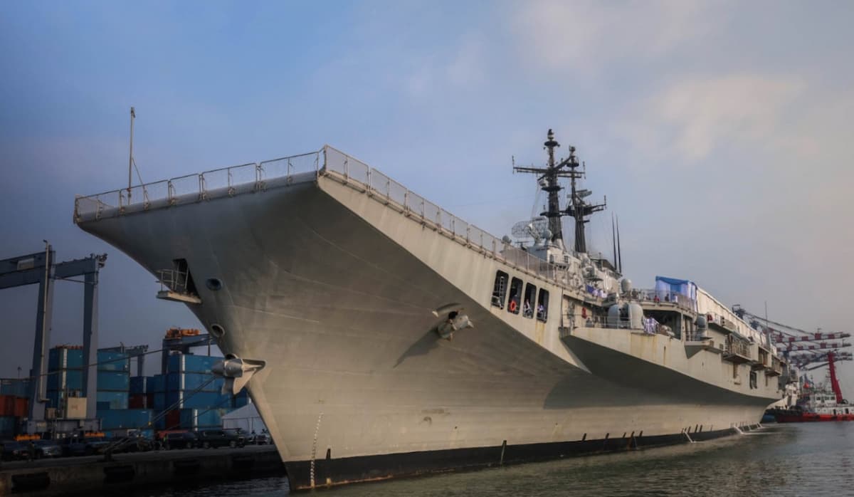 Tiba di Tanjung Priok, Kapal Induk Giuseppe Garibaldi Peroleh Pembebasan Bea Masuk