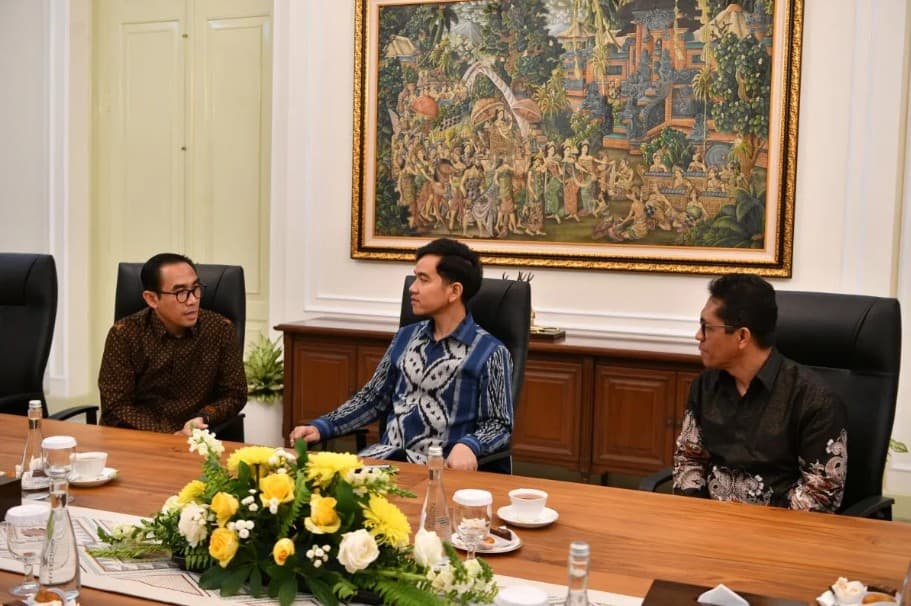 Gibran Respons Rapor Merah Celios, Tegaskan Kritik Harus Dijawab dengan Perbaikan Kinerja