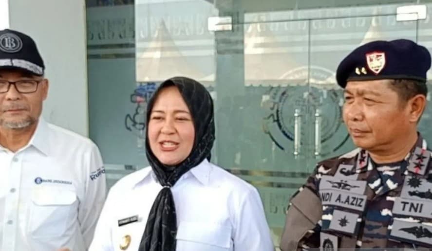 BI Sulsel Gandeng Kodaeral VI Bawa Rp25 Miliar ke Lima Pulau 3T, Kerahkan KRI Marlin-877 dan 45 Personel TNI AL