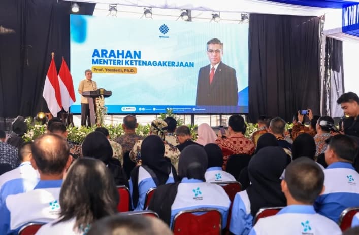 Menaker Yassierli Minta Pemda Bantu Lulusan Pelatihan Dapat Pekerjaan dan Modal Usaha, 1.600 Peserta Disiapkan di Sukabumi