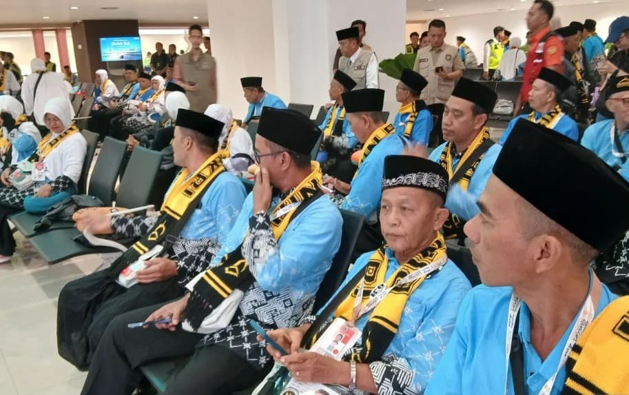 Sekitar 400 Jemaah Umrah Tangerang Terdampak Penundaan Penerbangan Imbas Konflik di Riyadh