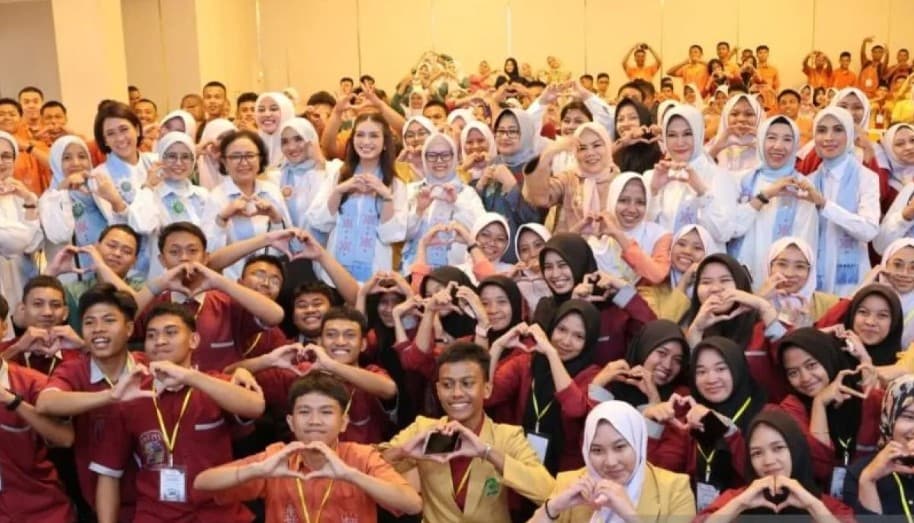 Selvi Ananda Ajak Siswa SMK Gorontalo Gunakan Aplikasi Resmi untuk Kerja di Luar Negeri, Waspadai Penipuan
