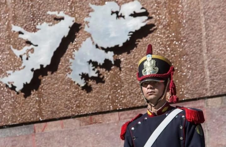 Argentina Desak Pengadilan Internasional Hentikan Eksploitasi Migas Inggris di Kepulauan Malvinas