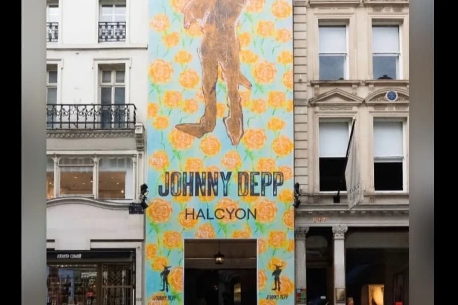 Johnny Depp Gelar Pameran Seni Pertama di London, Tampilkan Karya Puluhan Tahun hingga Patung The Bunnyman