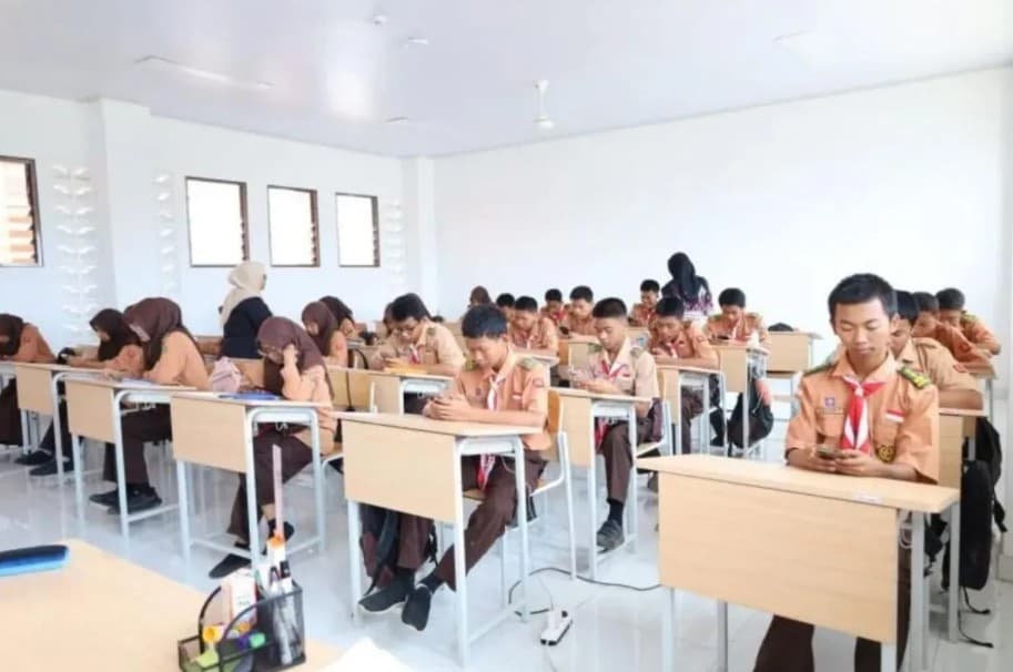 Pemkab Gresik Gandeng Ruangguru Biayai Bimbel dan Mengaji Siswa Sekolah Rakyat untuk Tingkatkan Kualitas Pendidikan