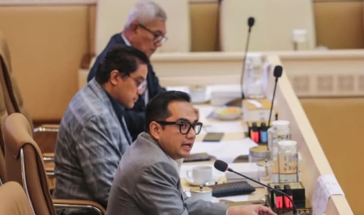 Komisi II DPR Usulkan Gaji PNS Lewat Kopdes Merah Putih Hanya untuk Pegawai Pusat, Khawatir Bank Daerah Terancam