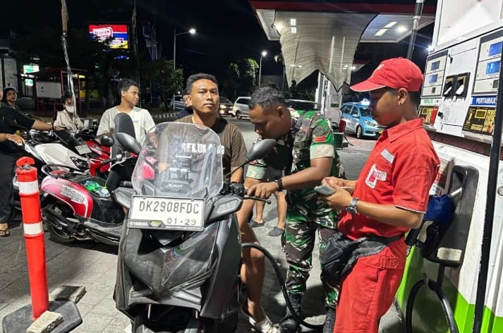 BBM Langka dan Antrean SPBU Mengular di Bali, Kodam IX/Udayana Kerahkan Dukungan Pengamanan Distribusi Pertamina