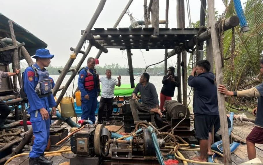 Polisi Hentikan Ratusan Tambang Timah Ilegal di DAS Jade Bangka, Penambang Diminta Angkat Peralatan