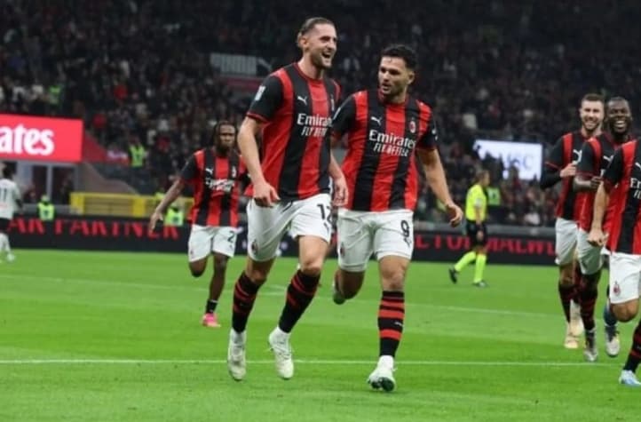 AC Milan Kalahkan Atalanta 3-2 dalam Duel Sengit di San Siro, Rossoneri Naik ke Peringkat Empat Liga Italia