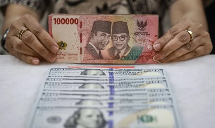 Rupiah Melemah ke Rp18.035 per Dolar AS pada Pembukaan Perdagangan Senin 19 Oktober 2026