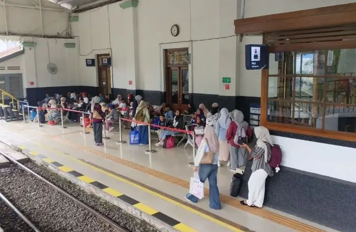 Penumpang Stasiun Sukabumi Tembus 613 Ribu Orang hingga September 2026, KAI Catat Kenaikan Tujuh Persen