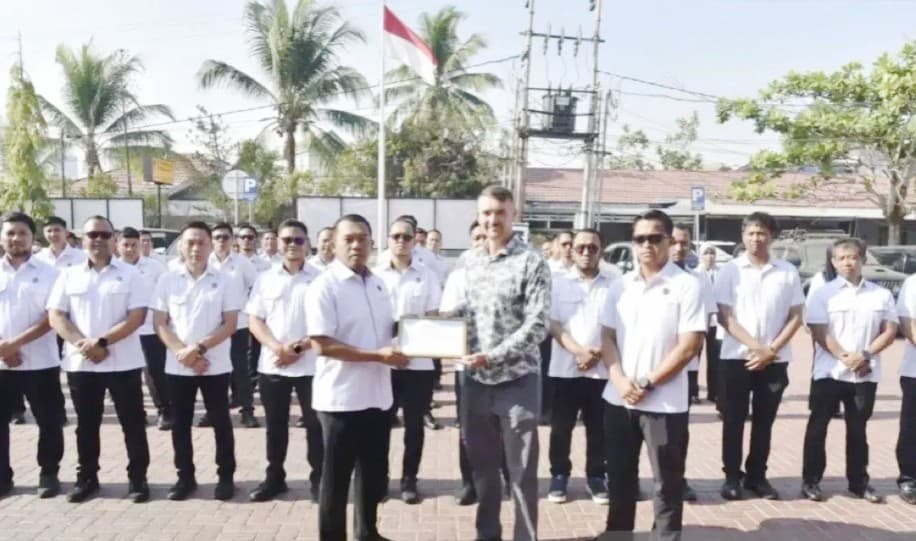 Polda Kalsel Raih Penghargaan Internasional Usai Bongkar Perdagangan Ilegal 121,9 Kg Sisik Trenggiling
