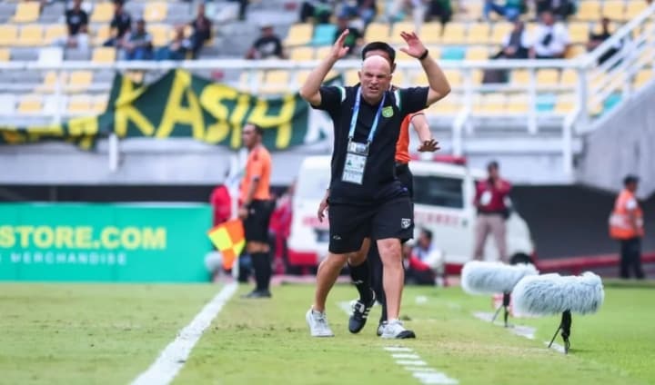 Bernardo Tavares Bertekad Bawa Persebaya Kalahkan PSM Makassar, Akui Laga Melawan Mantan Klub Punya Makna Khusus